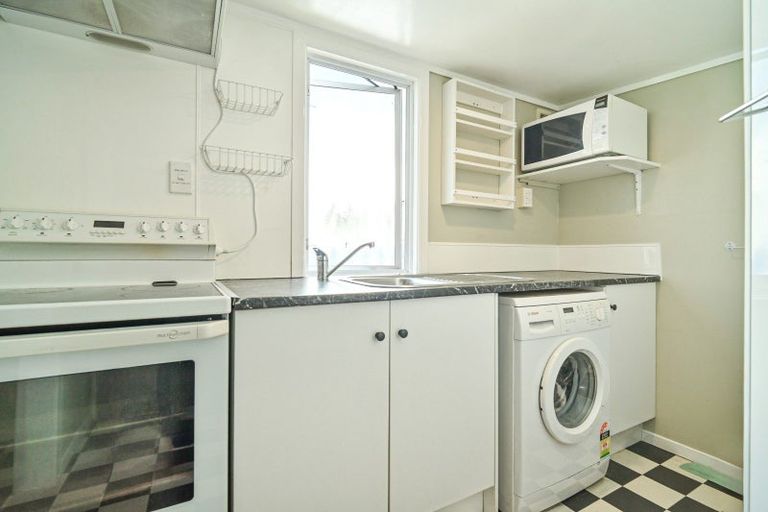 Photo of property in 72 Raupare Road, Twyford, Hastings, 4175