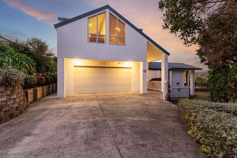 Photo of property in 23 Samwell Drive, Whitby, Porirua, 5024