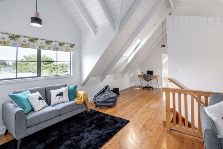 Photo of property in 4 Udy Street, Greytown, 5712