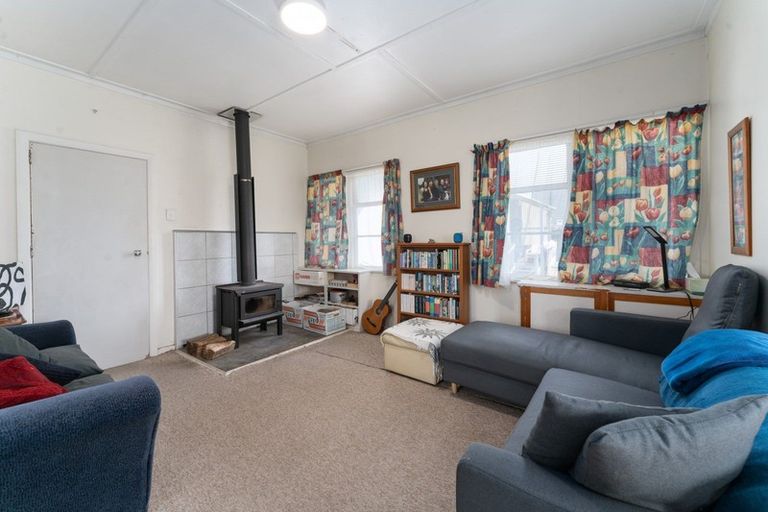 Photo of property in 85 Moana Street, Otaki Beach, Otaki, 5512