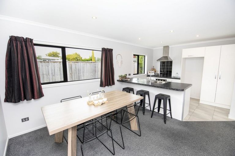 Photo of property in 86 King Street, Taradale, Napier, 4112