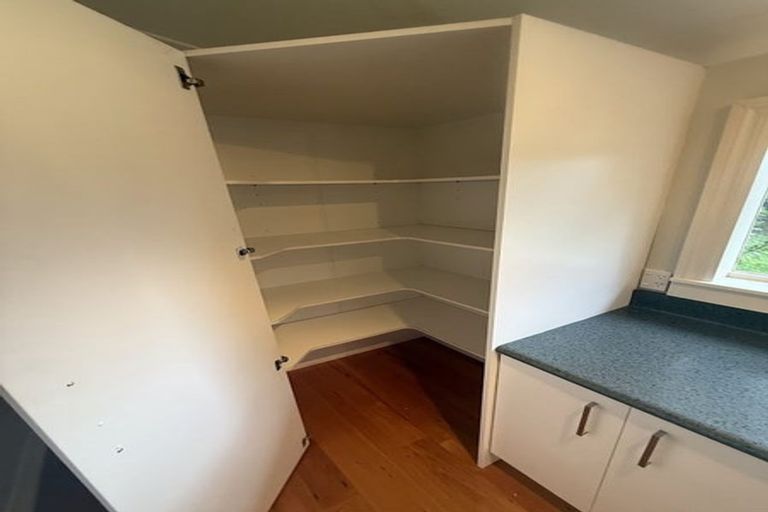 Photo of property in 28 Bay Street, Petone, Lower Hutt, 5012