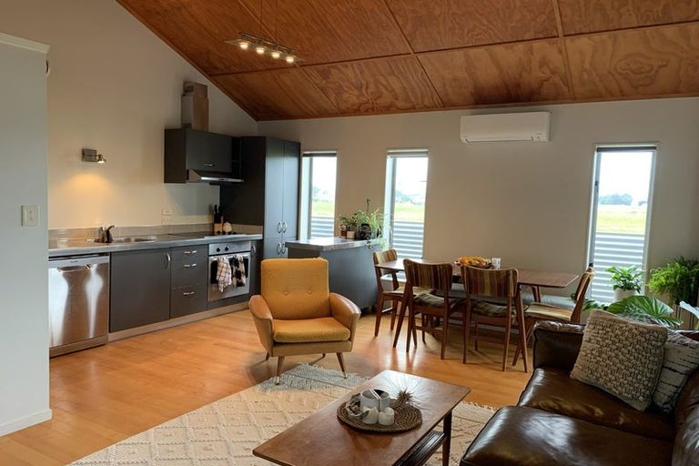 Photo of property in 42b Simpson Road, Papamoa Beach, Papamoa, 3118