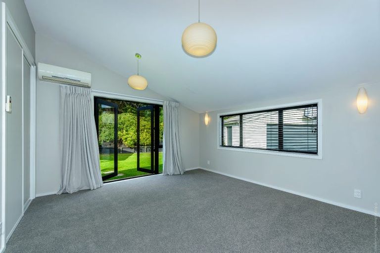 Photo of property in 16 Woodbank Street, Somerfield, Christchurch, 8024