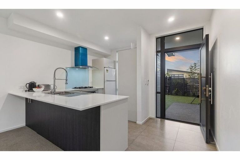 Photo of property in 49 Battalion Drive, Papakura, 2110