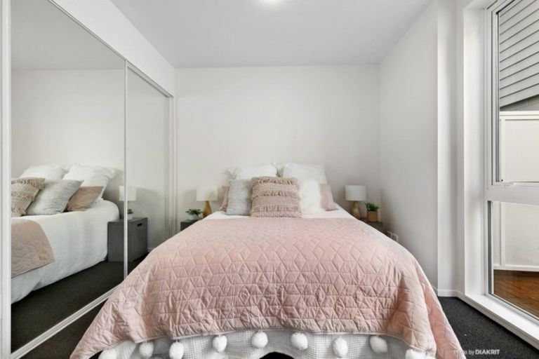 Photo of property in Pirie Street Townhouses, 19/35u Pirie Street, Mount Victoria, Wellington, 6011