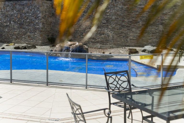 Photo of property in 2/40 Reads Quay, Gisborne, 4010