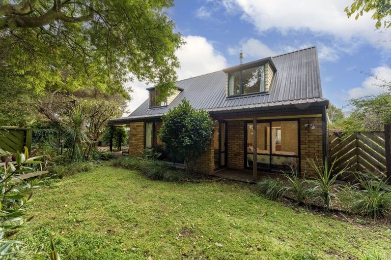 Photo of property in 34 Riverview Street, Beckenham, Christchurch, 8023