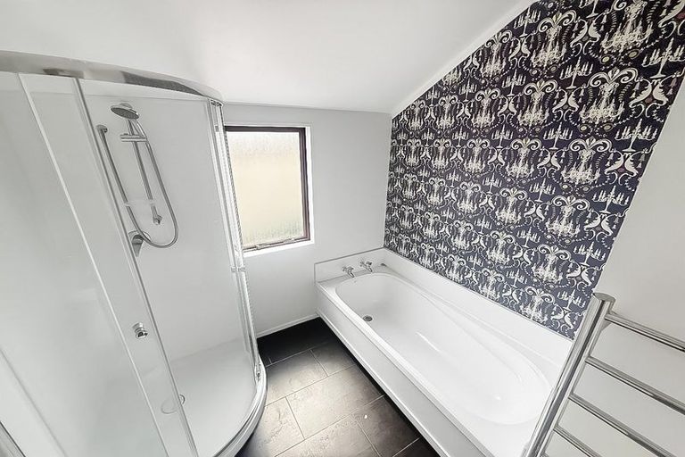 Photo of property in 111 Woodman Drive, Tawa, Wellington, 5028