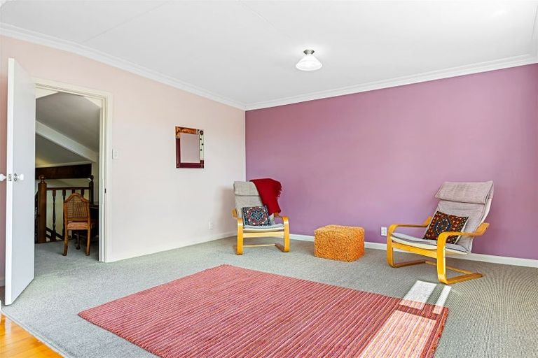 Photo of property in 120 Aorangi Road, Bryndwr, Christchurch, 8053