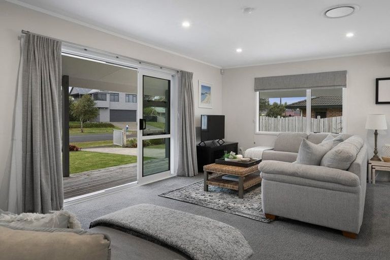 Photo of property in 52 Papaunahi Road, Bowentown, Waihi Beach, 3177