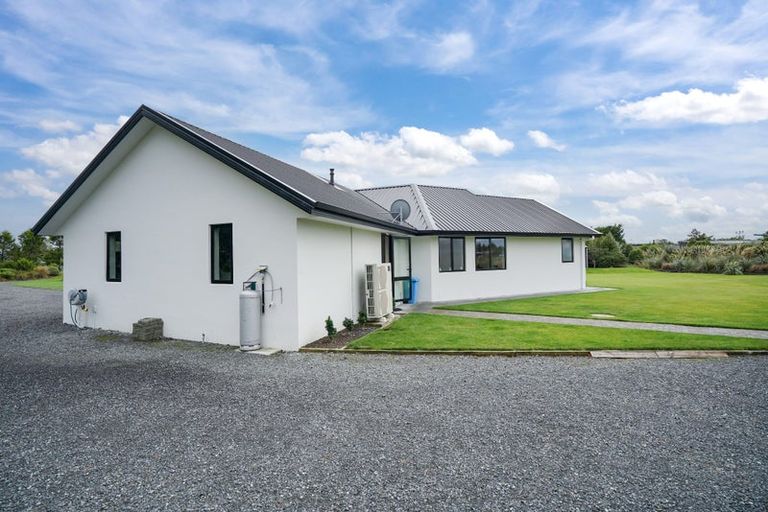 Photo of property in 171 Dunns Road, Otatara, Invercargill, 9879