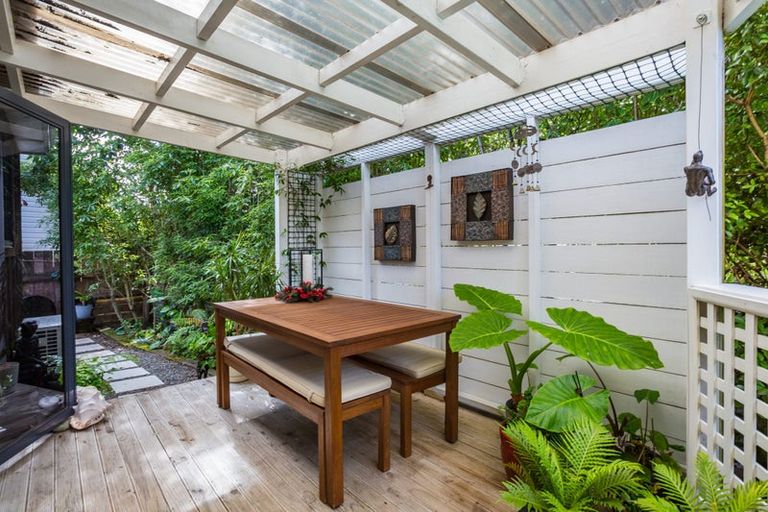 Photo of property in 5b Percival Road, Paraparaumu Beach, Paraparaumu, 5032