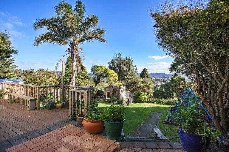 Photo of property in 39 Pleasant Road, Glen Eden, Auckland, 0602