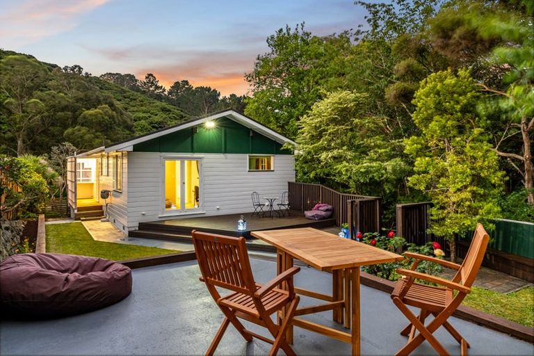 Photo of property in 103 Spinnaker Drive, Whitby, Porirua, 5024