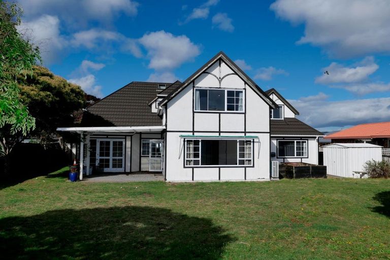 Photo of property in 27 College Drive, Paraparaumu, 5032