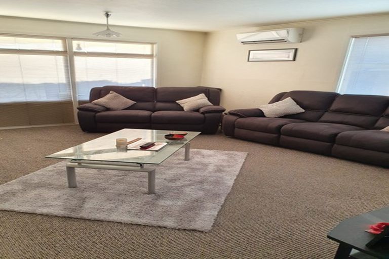 Photo of property in 73 Fairfield Avenue, Addington, Christchurch, 8024