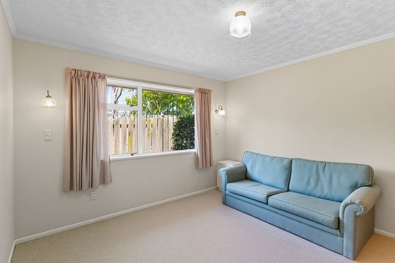 Photo of property in 22 Andrew Street, Waikanae, 5036