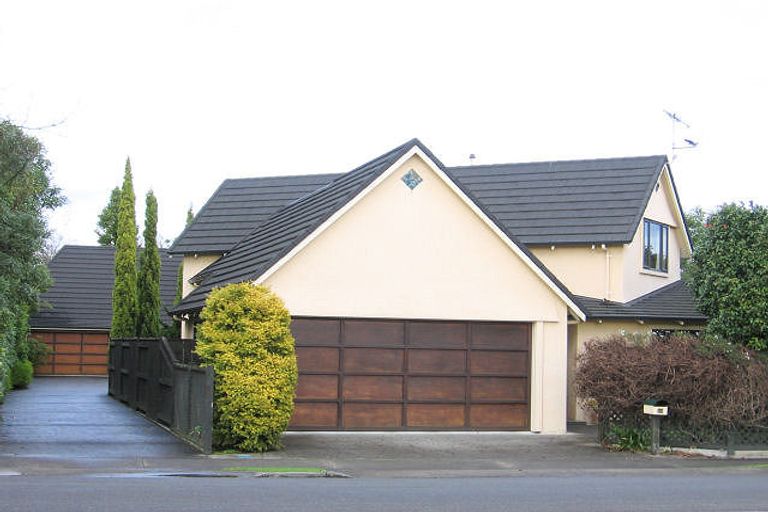 Photo of property in 28 Ihaka Street, Hokowhitu, Palmerston North, 4410