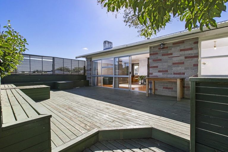 Photo of property in 73 Dunlop Road, Te Puke, 3119