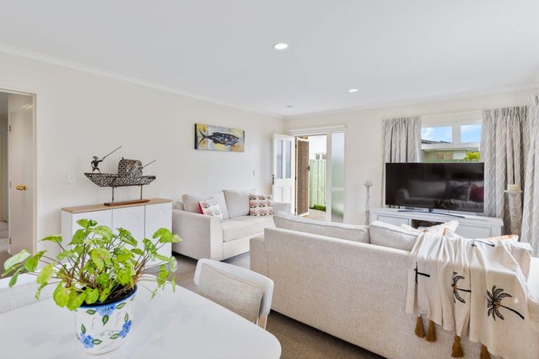 Photo of property in 11a Riverside Road, Orewa, 0931