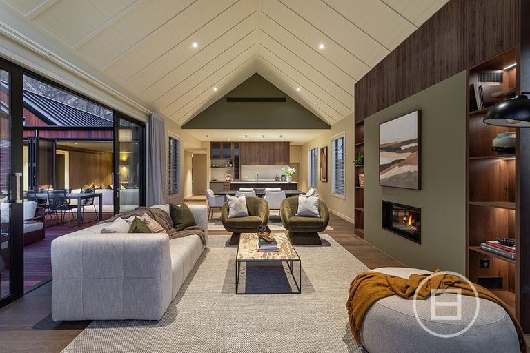 Photo of property in 8 Stockyard Lane, Jacks Point, Queenstown, 9371