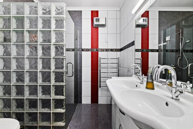 Photo of property in 209 Ikanui Road, Frimley, Hastings, 4120