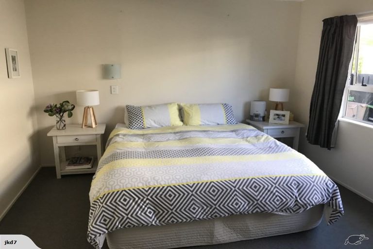 Photo of property in 1/44 Nile Road, Milford, Auckland, 0620