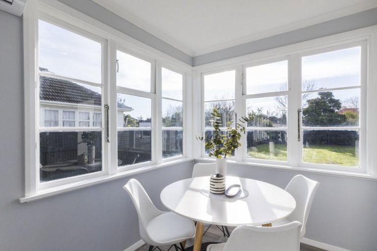 Photo of property in 23 Tweed Street, Roslyn, Palmerston North, 4414