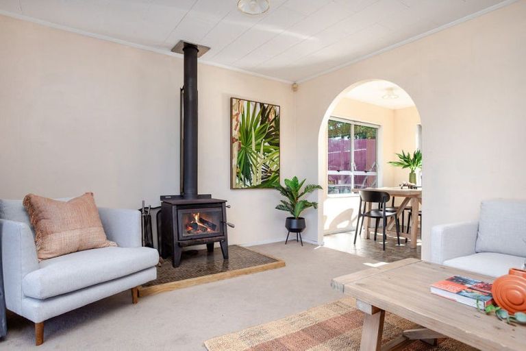 Photo of property in 8 Hartgill Crescent, Dannevirke, 4930