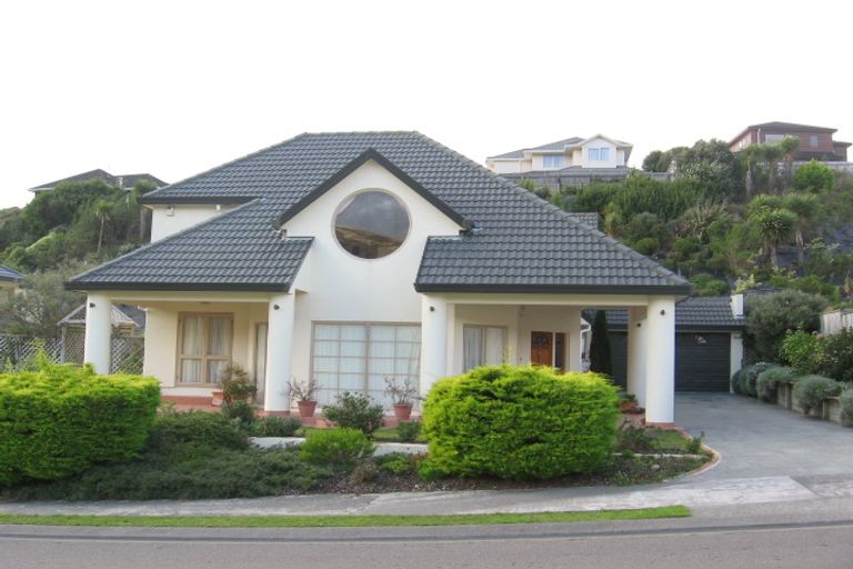 Photo of property in 9 Myers Grove, Churton Park, Wellington, 6037
