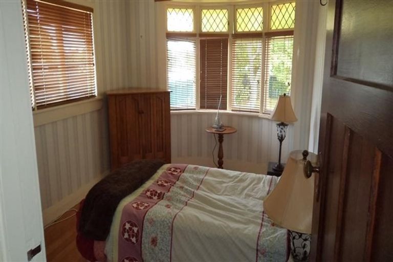 Photo of property in 81 Taikata Road, Te Atatu Peninsula, Auckland, 0610