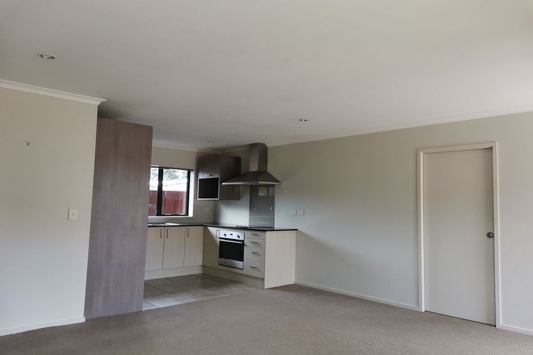 Photo of property in 38 Durham Street, Te Atatu Peninsula, Auckland, 0610