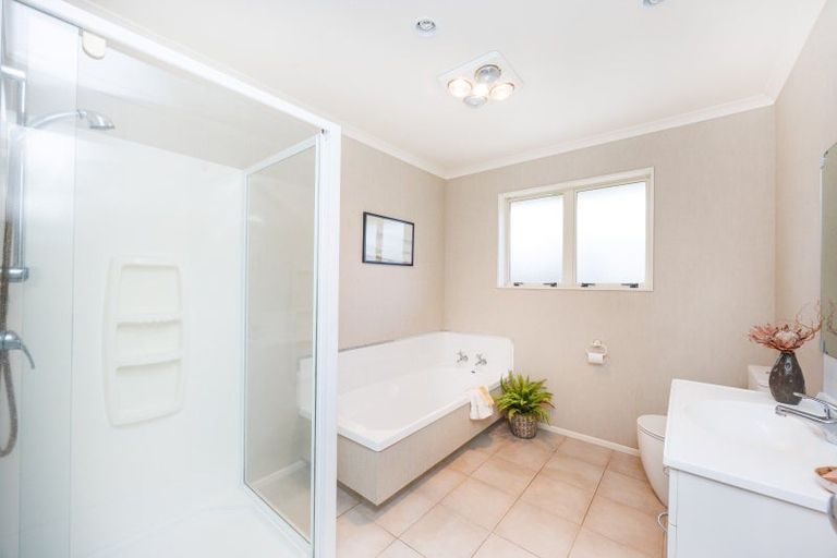 Photo of property in 24a Pitama Road, Awapuni, Palmerston North, 4412