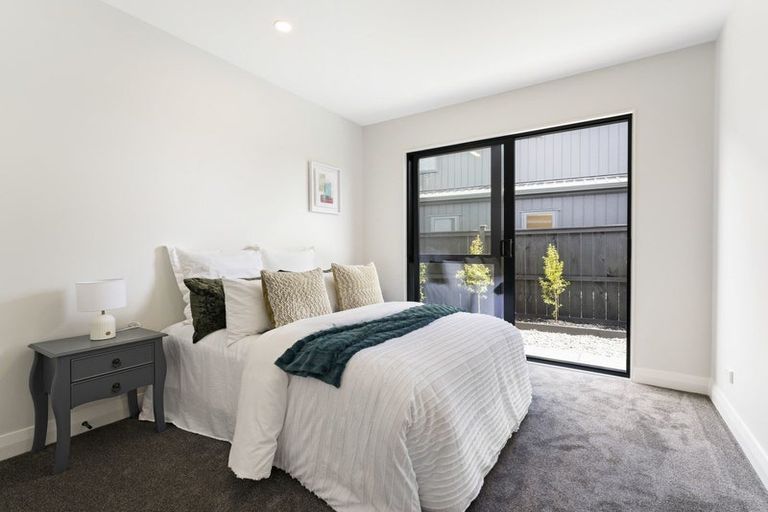 Photo of property in 51 Emerald Avenue, Rosehill, 2113