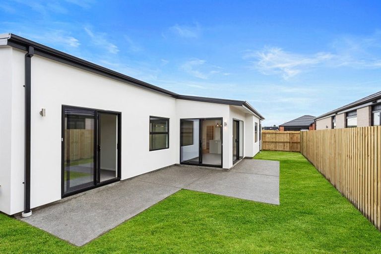 Photo of property in 12 John Gibb Street, Belfast, 8051