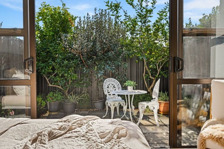 Photo of property in 327e Hobsonville Road, Hobsonville, Auckland, 0618