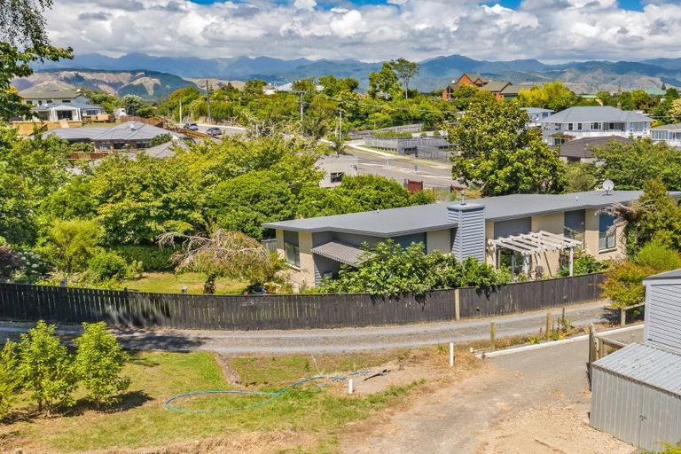 Photo of property in 148 Howden Drive, Jacks Point, 9371