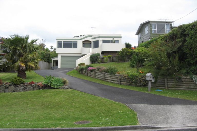 Photo of property in 27 Monyash Road, Manly, Whangaparaoa, 0930