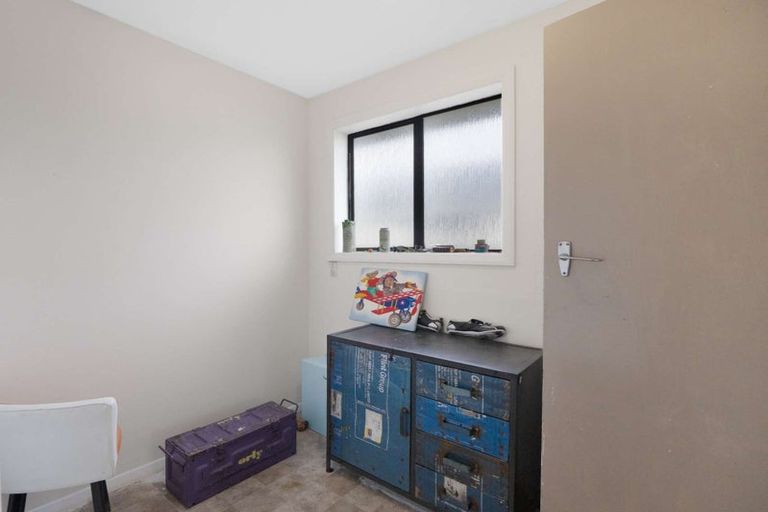 Photo of property in 32 Bermuda Drive, Hornby, Christchurch, 8042