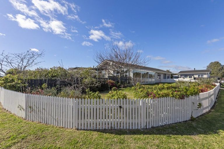 Photo of property in 176 Parklands Avenue, Bell Block, New Plymouth, 4312
