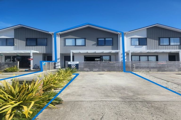 Photo of property in 39a Soaring Bird Drive, Takanini, 2112
