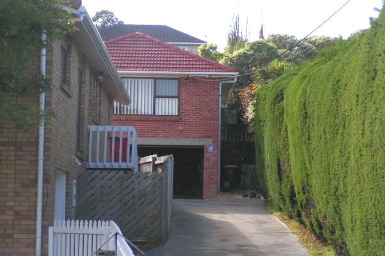 Photo of property in 2/45 Merriefield Avenue, Forrest Hill, Auckland, 0620