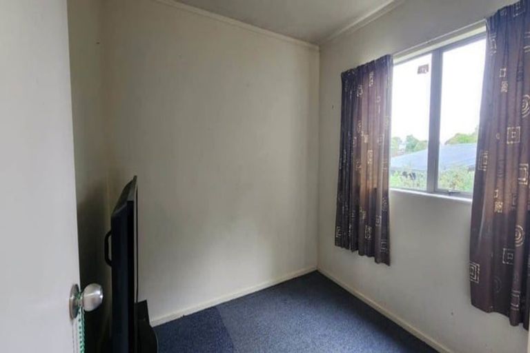 Photo of property in 26c Sunnyfield Crescent, Glenfield, Auckland, 0629