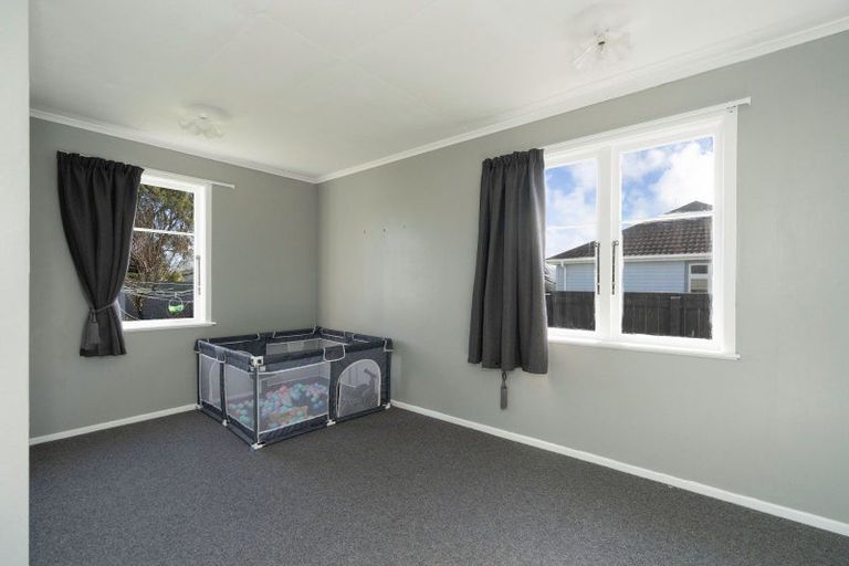 Photo of property in 55 Tiro Tiro Road, Levin, 5510