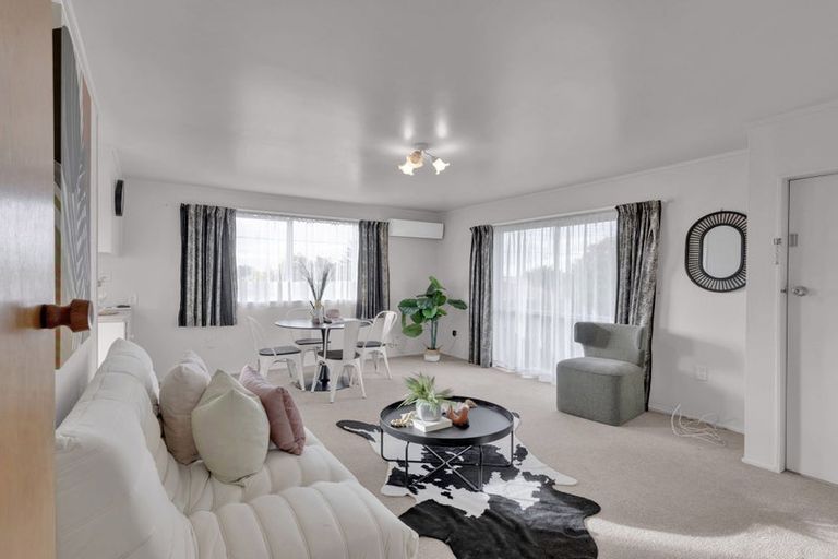 Photo of property in 73 Tuhikaramea Road, Dinsdale, Hamilton, 3204