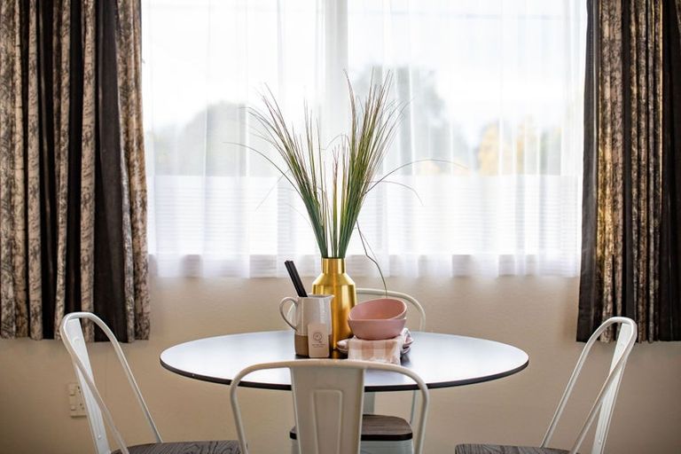 Photo of property in 73 Tuhikaramea Road, Dinsdale, Hamilton, 3204