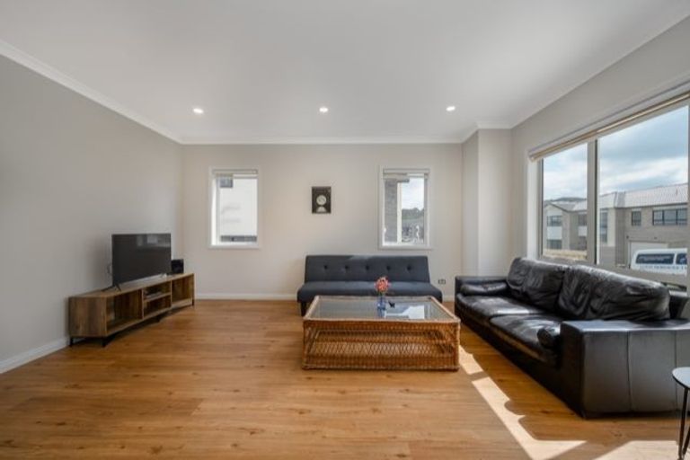 Photo of property in 7 Drover Close, Flat Bush, Auckland, 2019