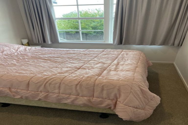 Photo of property in 50a Weldene Avenue, Glenfield, Auckland, 0629