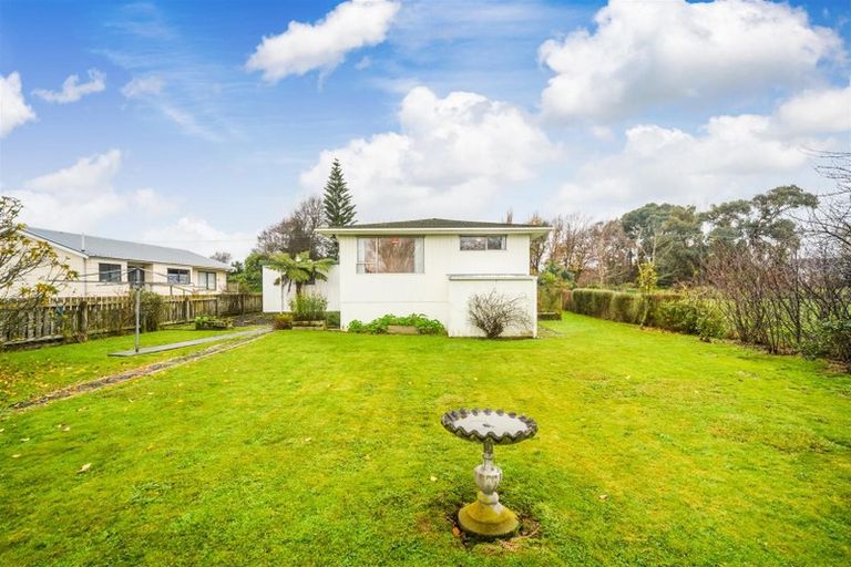 Photo of property in 24 Oaklea Avenue, Marton, 4710